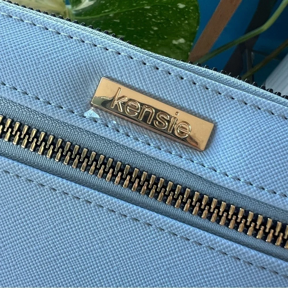 Kenzielight Wristlet Gold Hardware